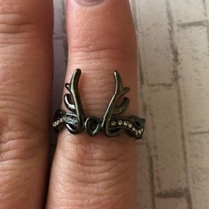RING NEW BLACK GOLD ANTLER W/WHITE TOPAZ